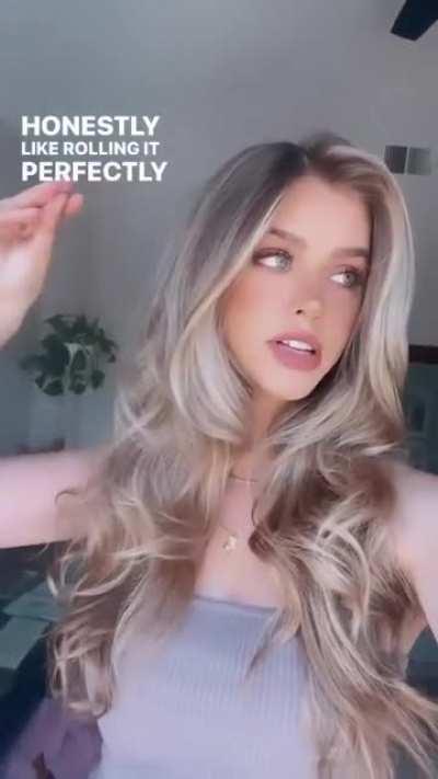 Marina Laswick (@marooshk) 2022-05-01
