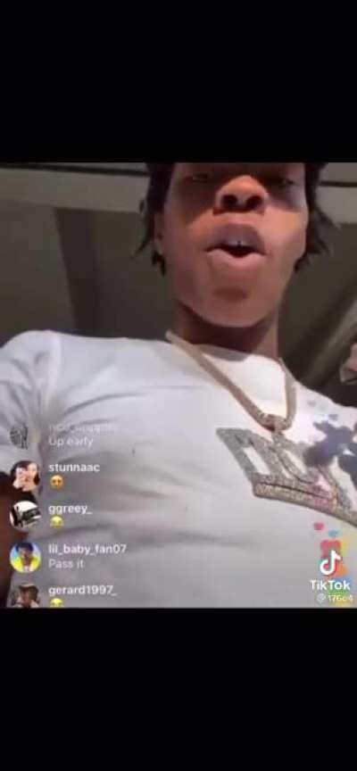 This man lil baby tweaking