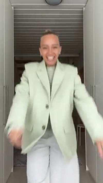 Some of Lisa's favorite pieces…✨ @nakdfashion