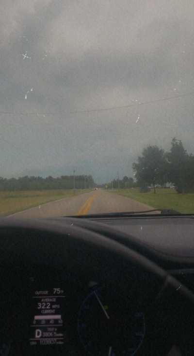 Just Sunday driving. Flashing other cars 😇