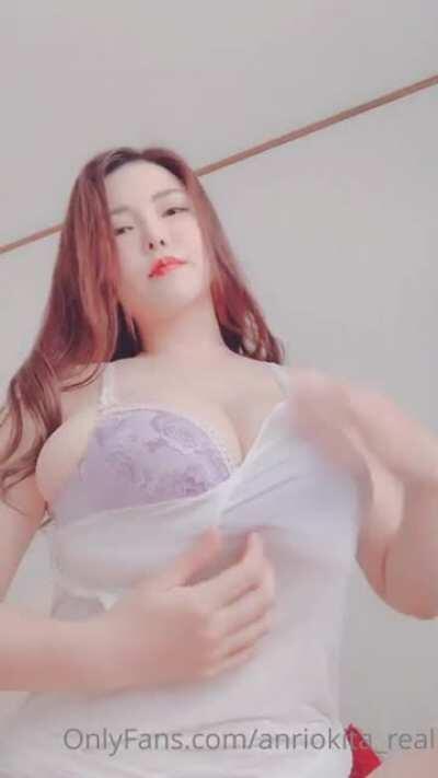 Anri Okita Onlyfans - Small Bra video [Part 1]