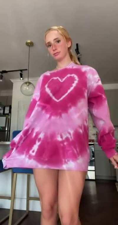 should I start making tiktoks again? 💃