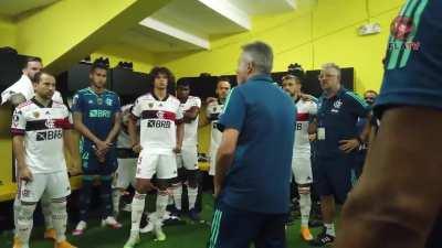 Quando estiver F***** antes de apresentar um trabalho em grupo, Lembre-se das palavras de Domenec