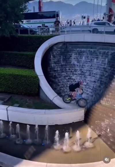 Very nice bike control