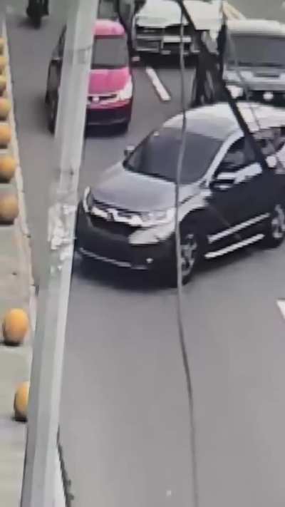 Making an illegal U-turn