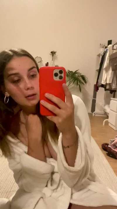 The first thing I do when I get out of the shower 🙈