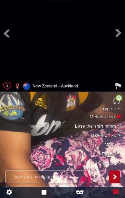 Couple 27 BOP looking for females only dm x 