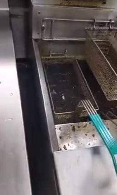 Frying Ice cubes in the frying machines
