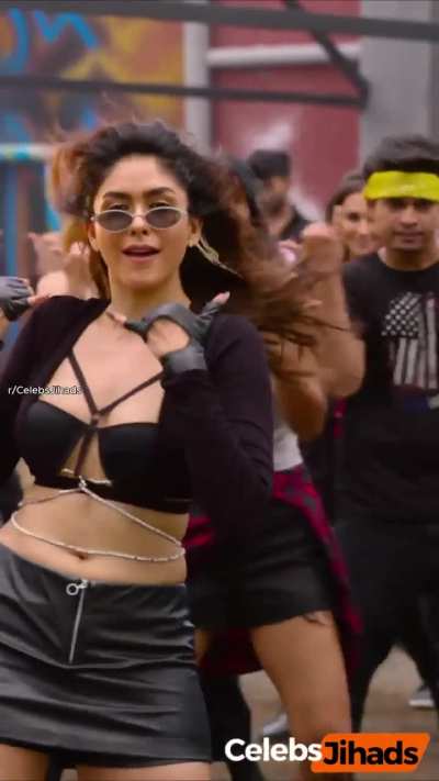 Mrunal Thakur Ultimate compilation ❤️‍🔥🔥 Comment who should I do Next