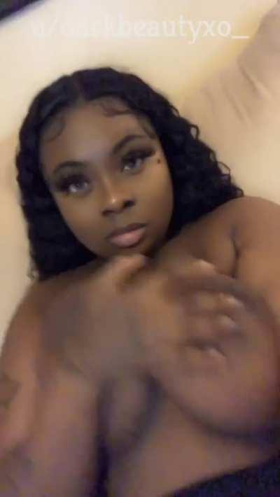 say hi if bbw and ebony is your type 🙊❤️