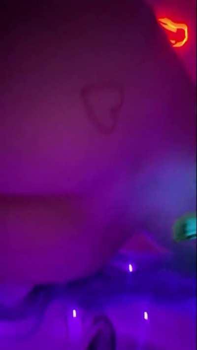 Skylar Vox has an unreal body