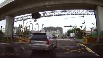 China: Driver escapes death by a train collision