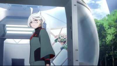 I like the odd couple energy of Suletta and Miorine's English voices and the pitch difference between them