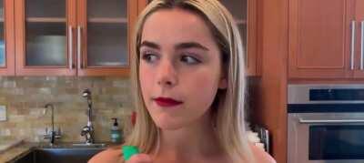 Kiernan Shipka - MIC