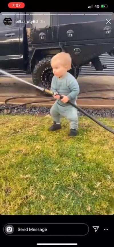 My bosses kid and missus with a cute stitch up🤣