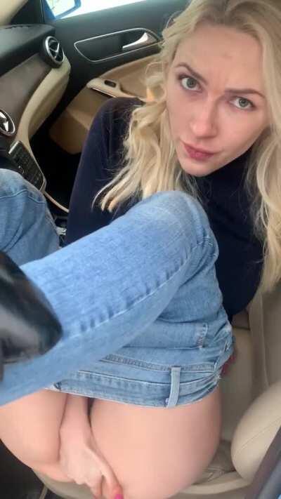 I masturbate 3 times a day, sometimes i do it in the car😋