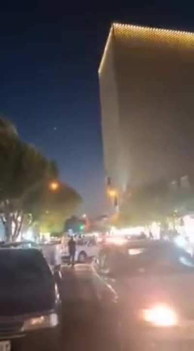 Drone attacks and massive explosions in Tehran and Isfahan; Air defense on alert. According to reports, air defenses have been activated in the area of ​​Pastor Street and eyewitnesses have reported hearing continuous gunfire.