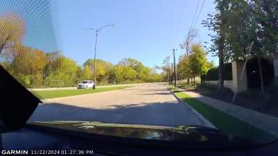 After being inspired by this sub to get a dashcam, here’s my first idiot in the wild! [oc]