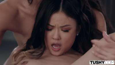 Emily Willis and Lulu Chu - The Perfect Present