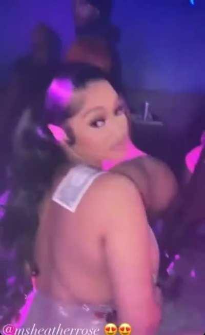 Fine ass😍😩watch till the end