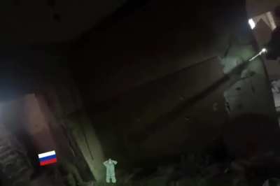 Ukrainian attack on Russian positions in Toretsk with two Senators and a tank. January 2025