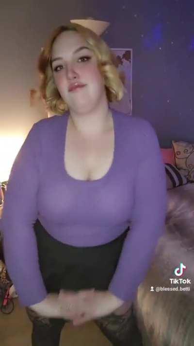 look, I learned a tiktok dance! 😝