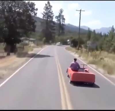 This vehicle called human-car that can reach a speed of 48 km per hour without the need for fuel or electricity.