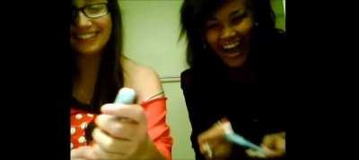 Let me put a tampon soaked in alchohol in my pussy to get drink WOOHOO PARTY!!