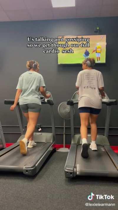 Lexie and Ana booty competition 🔥