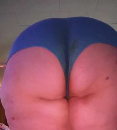 Shake that ass for me 😈
