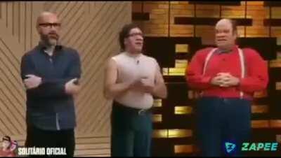 Se rir já sabe né. (qual é o nome desse cara?)