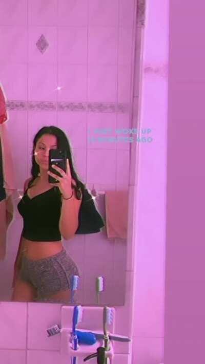 Her body is on point 😍😍