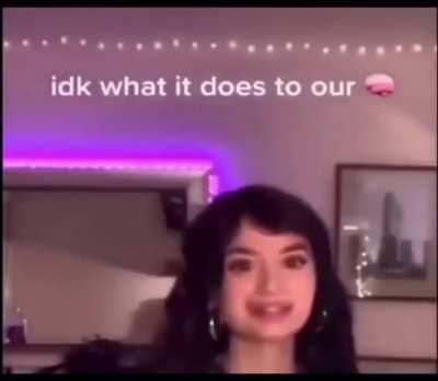 Macedonian gets a GF 🇲🇰🦧👩🏻‍❤️‍💋‍👨🏻