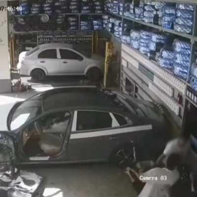 car theft ends ubruptly