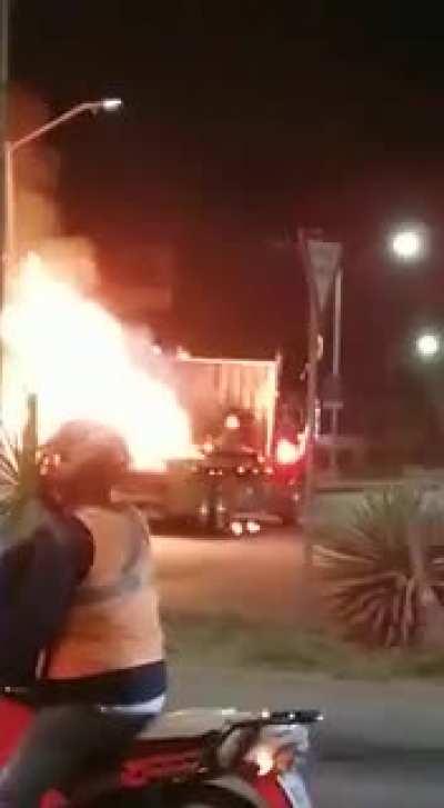 Esta pasando otra vez.