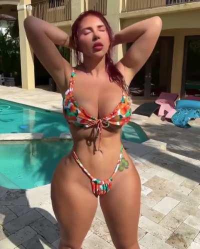 Amanda Nicole(@the_amanda_nicole)