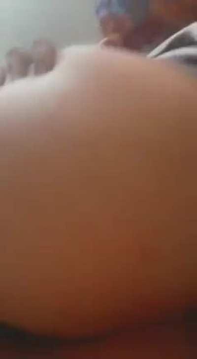 Good morning with exclusive fart 🥰