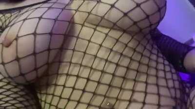 Just a gothslut showing off her body🤫 wait till the end tho! Its worth it i promise