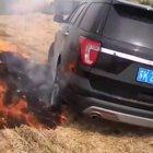 A clever way to get a car unstuck