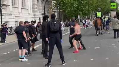 The One Punch Man, UK edition