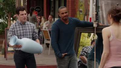 Alexandra Daddario “New Girl”