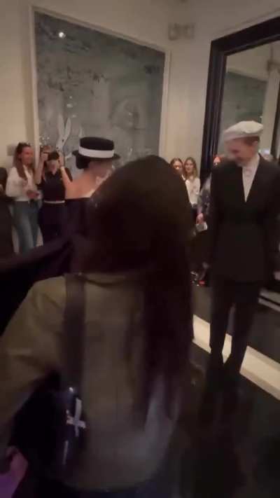 Hunter Schafer and Jennie Kim on their way to #MetGala2025