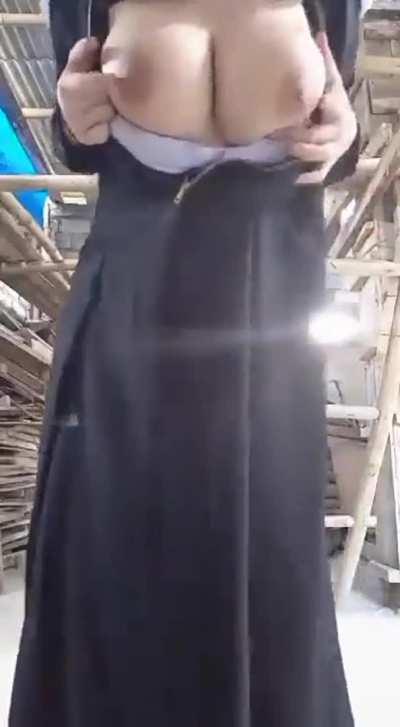 Big tits hijabi whore