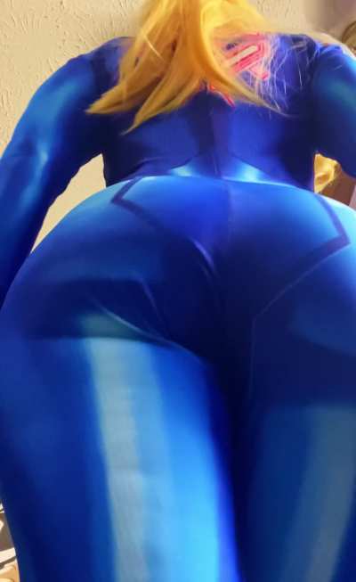 walking on the treadmill as zero suit samus