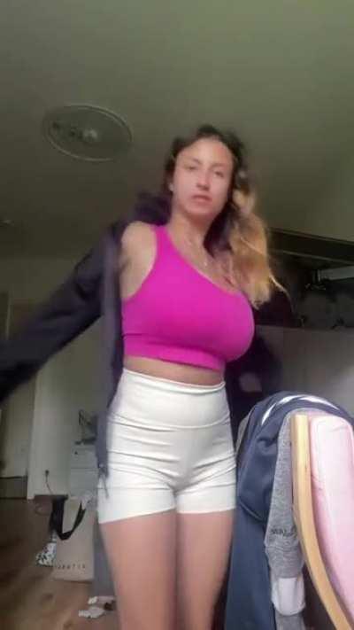 [2b2h] Trying Hard to Hide Em