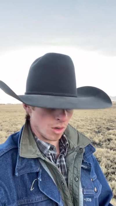 Gringo descobrindo as mazelas do capitalismo internacional