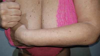 I think I hide just how big my boobs are really well 😉 xx 57yo (f) (OC) 🇦🇺