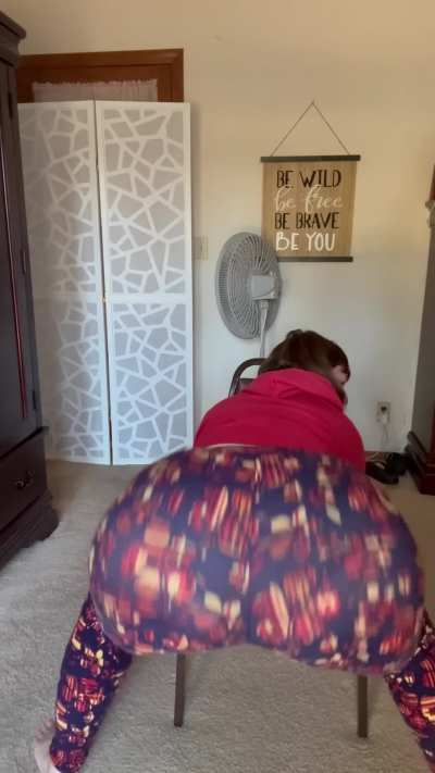 Pathetic little wannabe’s stay on Reddit and fantasize. My true fart slaves kneel in submission, and go deeper with their Mistress on OF, where I fully own you. You’re either mine, or nothing. 💨🧎🏻‍♂️‍➡️😈