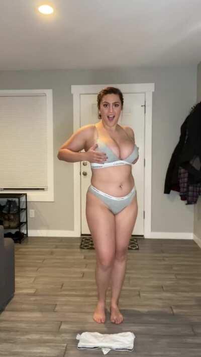 👇👇She is Back (Their Content In COMMENTS)👇👇