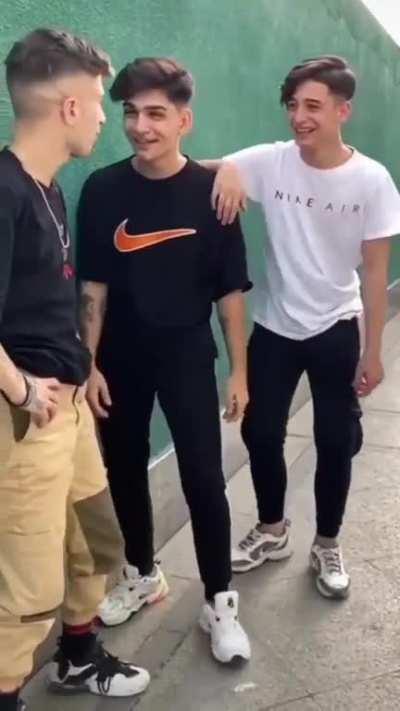 ave Maria KKKKKKKKKKKKKKKKKKKKKKKKKK